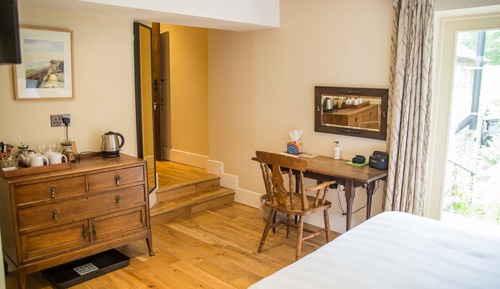 Deluxe Double Room, 1 Double Bed, Balcony (Dogs Allowed)