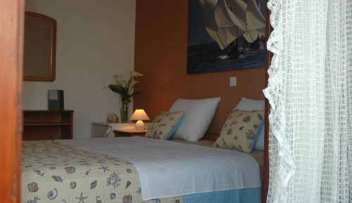 Double Room (5)
