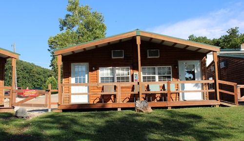 Comfort Cabin, 2 Bedrooms, Lake View