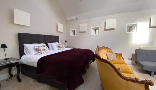 Luxury Studio (Apartment)