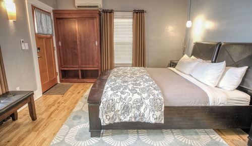 Luxury King - Room 15