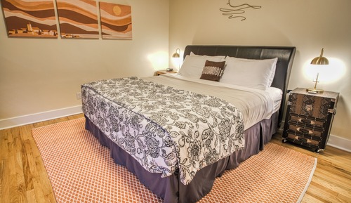 Sunrise Suite - Room 16