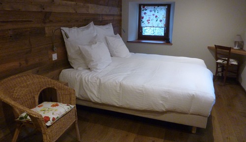 Double or Twin Room (Source)