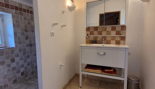 Comfort Double Room, Ensuite, Pool View