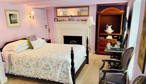 Room, Private Bathroom (Hargrave House Suite)