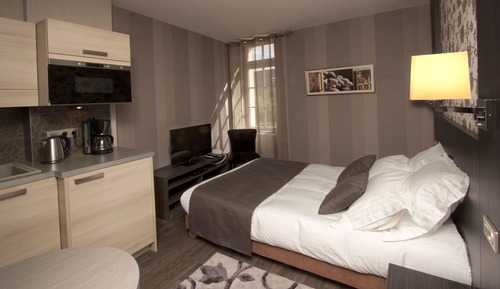 Design Studio, Private Bathroom (Vougeot)