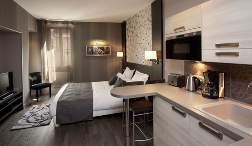 Superior Studio, Private Bathroom (Meursault)