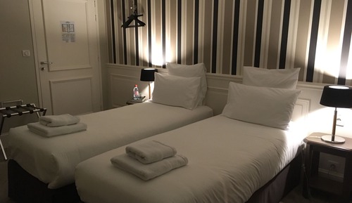 Comfort Room, 1 Queen Bed, Non Smoking