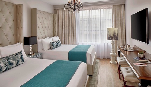 Room, 2 Queen Beds (Mobility Accessible, Tub)
