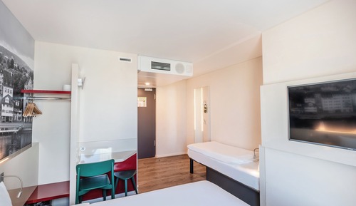 Triple Room