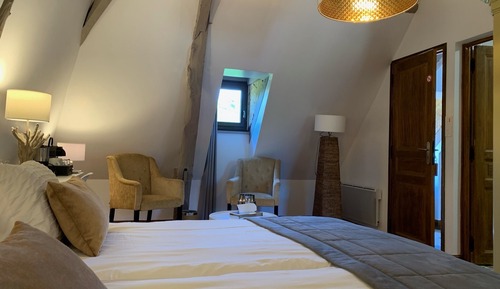 Deluxe Twin Room (Eugene Le Roy)