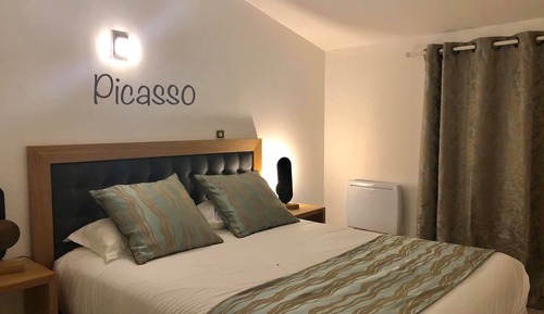 Family Suite, 2 Bedrooms (Picasso)