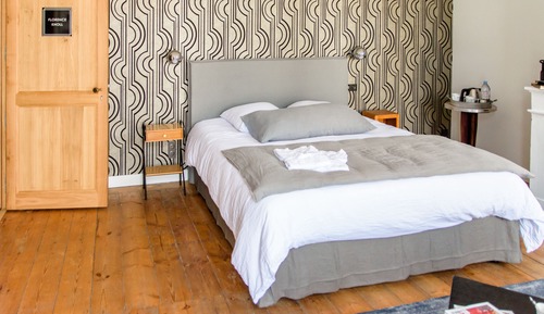 Superior Double Room (Florence Knoll)