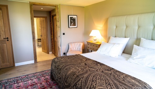 Suite, 1 King Bed, Sea Facing