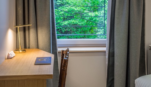 Standard Room, Annex Building