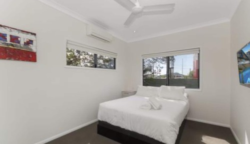 Deluxe 1 Bedroom Access Cabin