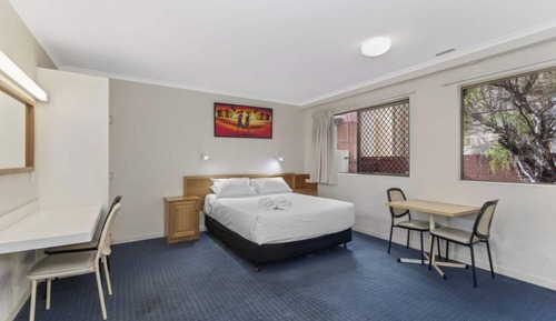 Standard Motel Room - Full Kitchen