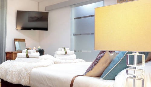 Deluxe Double Room, 1 Queen Bed