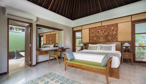 Royal Pool Villa with Extra Benefit