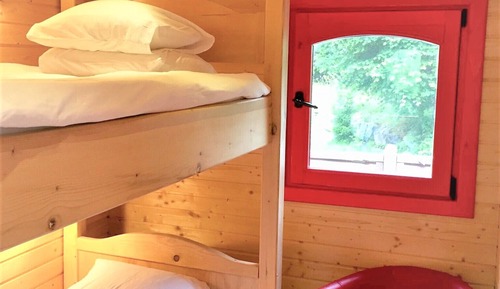 Romantic Quadruple Room, Private Bathroom