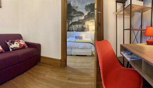 Romantic Suite, 1 King Bed with Sofa bed, Non Smoking, Garden View