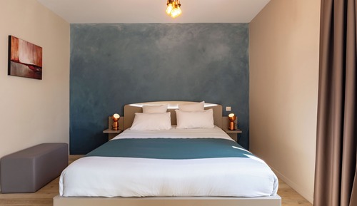 1 bedroom suite for 2