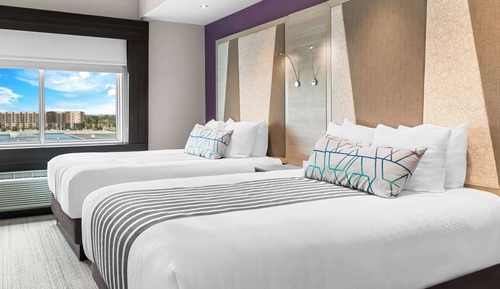 Premier Floor Studio, 2 Queen Beds, Non Smoking, Refrigerator & Microwave