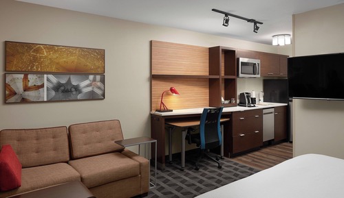 Studio, 1 King Bed with Sofa bed (Hearing Accessible)