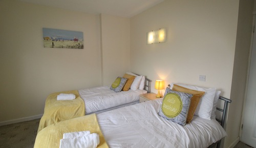 House, 3 Bedrooms (Sleeps 8)