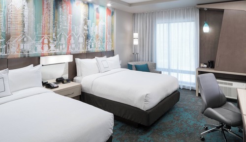 Room, 2 Queen Beds, Hearing Accessible (Skyline View)