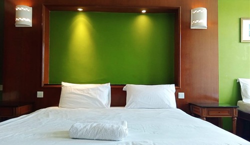 Deluxe Chalet, Partial Sea View