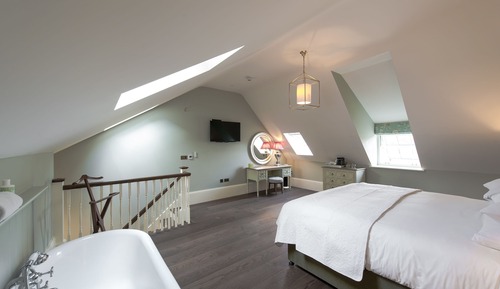 Double Room (Bedroom 12 Sussex Suite)