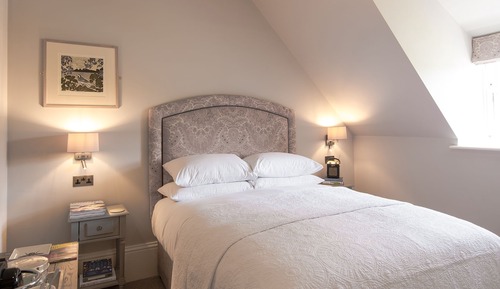 Double Room (Bedroom 6)