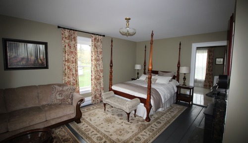 Chandler-Suite-Luxury-Ensuite with Bath-Countryside view