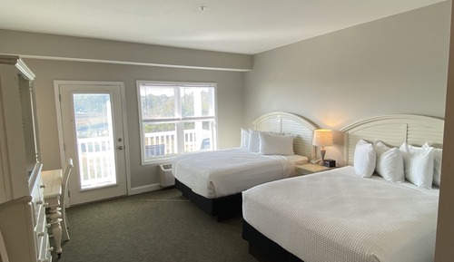 Deluxe Double Room, 2 Queen Beds, Balcony, River View