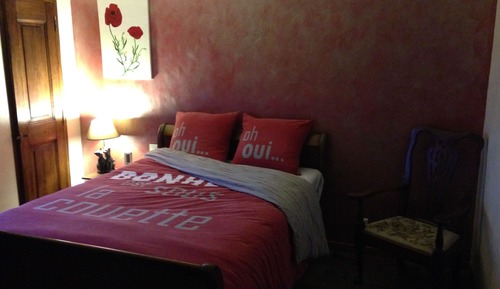 Double Room (Coquelicot)