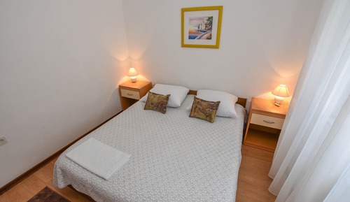 Apartment (A2)