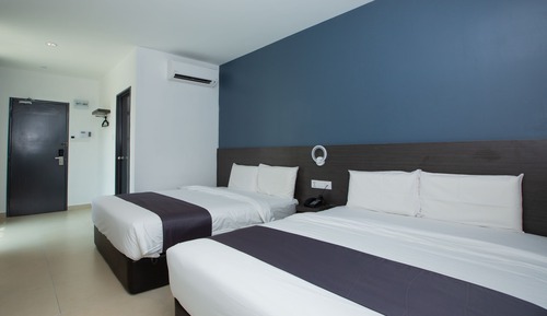 Double Room, No Windows