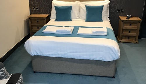 Classic Double Room, Ensuite, Sea View (1st Floor)