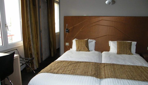 Standard Twin Room (Shower with hydromassage jets)