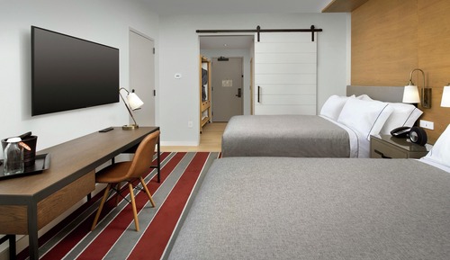 Premium Room, 2 Queen Beds, Accessible