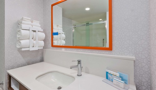 Studio, 2 Queen Beds, Refrigerator & Microwave, Bay View