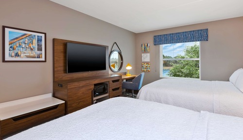 Room, 2 Queen Beds, Accessible, Bathtub (Hearing)