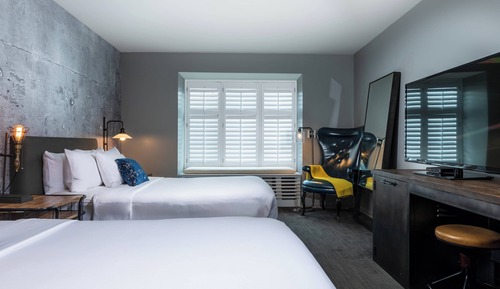 Room, 2 Queen Beds, Courtyard View