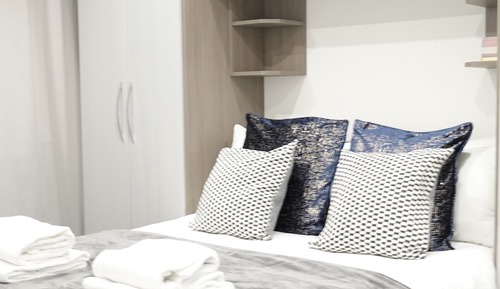 Double Room (Room 2)