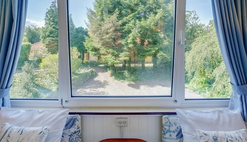 Standard Twin Room, Courtyard View