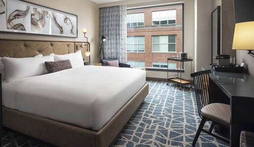 Room, 1 King Bed, City View