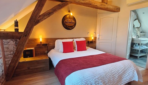 Standard Double Room, Private Bathroom, Garden View (LA GRAVELLE)