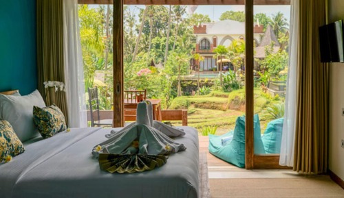 Ethnical Two Bedroom with Plunge Pool