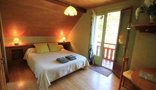 Double Room, Mountain View (Verte)